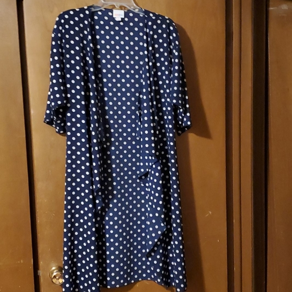 LuLaRoe Sweaters - Small lularoe Shirley